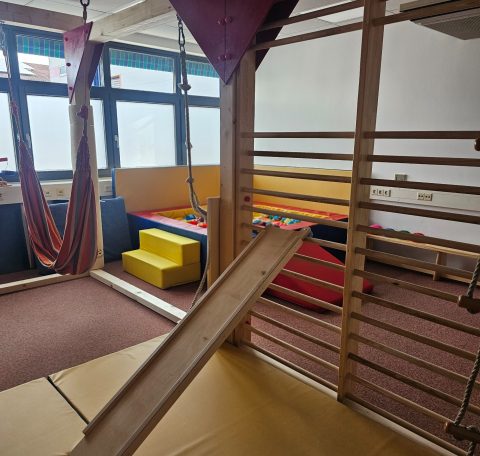 Motorikraum der Praxis für Ergotherapie Franziska Ille in Bad Rappenau